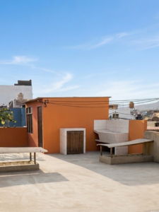 Amplia Casa en Venta - 160m² Terreno - Urb. Pay Pay (Cerca UPN y Open Plaza)